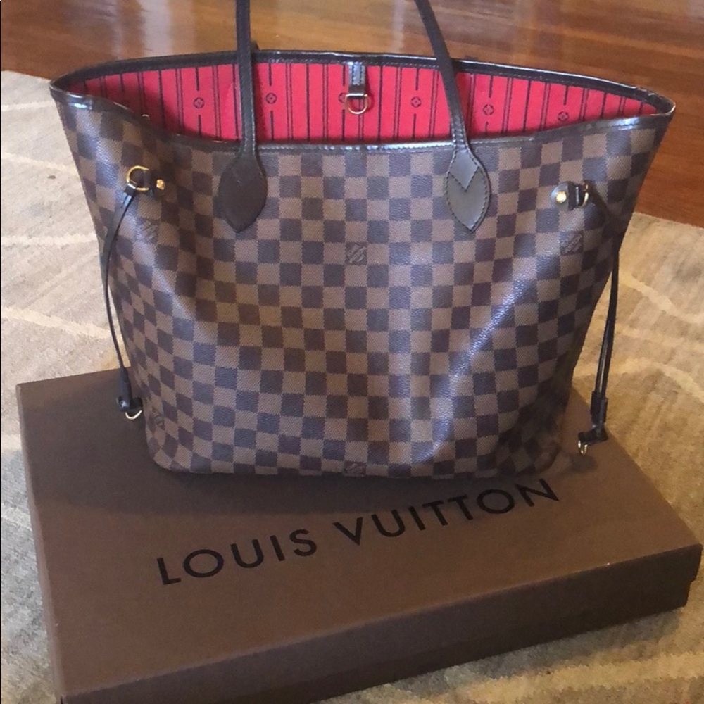 Louis Vuitton Neverfull MM Damier